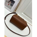 2024年6月4日人気新作入荷CELINE バッグqb工場20 X 14 X 7cm