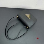 2024年6月5日人気新作入荷 PRADA バッグqb工場21.5x高14x底4cm