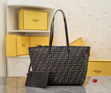 2024年6月5日人気新作入荷 FENDI  バッグqb工場...