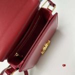 2024年6月5日人気新作入荷 CELINE バッグqb工場18cm