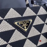 2024年6月5日人気新作入荷 PRADA バッグqb工場28x高22x底9cm