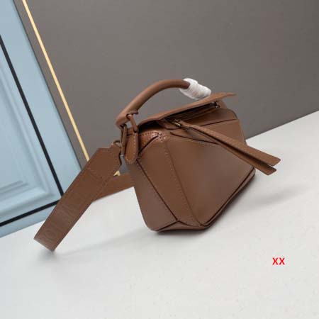 2024年8月1日新品入荷LOEWE バッグ XX工場 SIZE:18*7.5*12cm