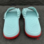 2024年7月1日高品質新品入荷Christian Louboutin スリッパ  SIA工場35-45