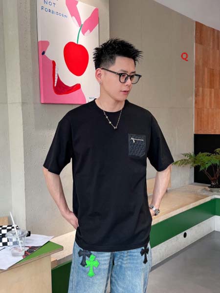 2024年7月15日高品質新作入荷FENDI 半袖 Tシャツ...