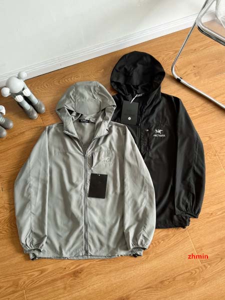 2024年7月25日新品入荷ARCTERYX コート zhm...