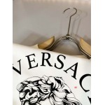 2024年7月30日新品入荷ヴェルサーチ半袖 Tシャツ FF工場