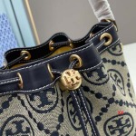 2024年8月1日新品入荷TORY BURCH ブランドバッグ XX工場 SIZE:21*12*21