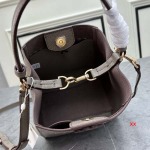 2024年8月1日新品入荷TORY BURCH ブランドバッグ XX工場 SIZE:20-19-12