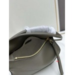 2024年8月1日新品入荷LOEWEブランドバッグ XX工場 SIZE:18-8-12.5cm