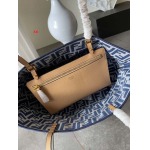 2024年8月1日新品入荷FENDI バッグ XX工場 SIZE:23X19.5×15CM