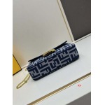 2024年8月1日新品入荷FENDI  バッグ XX工場 SIZE:5X20X13