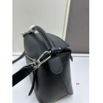 2024年8月1日新品入荷LOEWEバッグ XX工場 SIZE:30-19-13cm