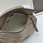 2024年8月1日新品入荷LOEWE バッグ XX工場 SIZE:30*12*19cm