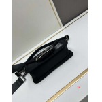 2024年8月1日新品入荷VALENTINO バッグ XX工場 SIZE:20*11*5