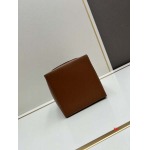 2024年8月1日新品入荷CELINE  バッグ XX工場 SIZE:15cm