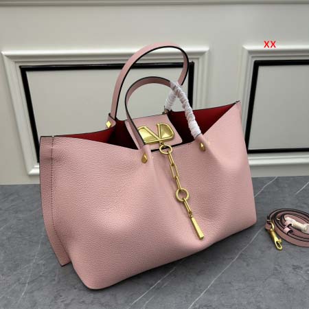 2024年8月1日新品入荷VALENTINO バッグ XX工場 SIZE:41.*25*18cm