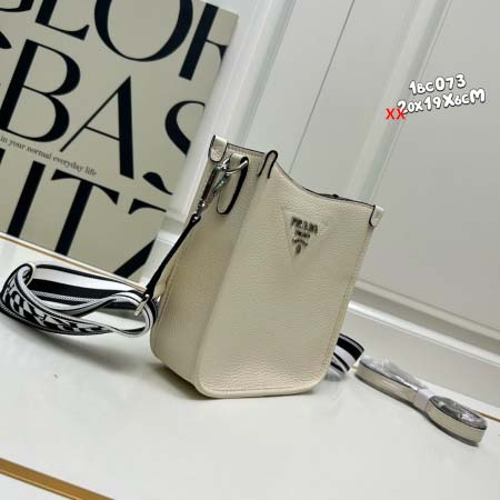 2024年8月2日新品入荷PRADA バッグ XX工場 SIZE:20Ｘ19Ｘ6CM