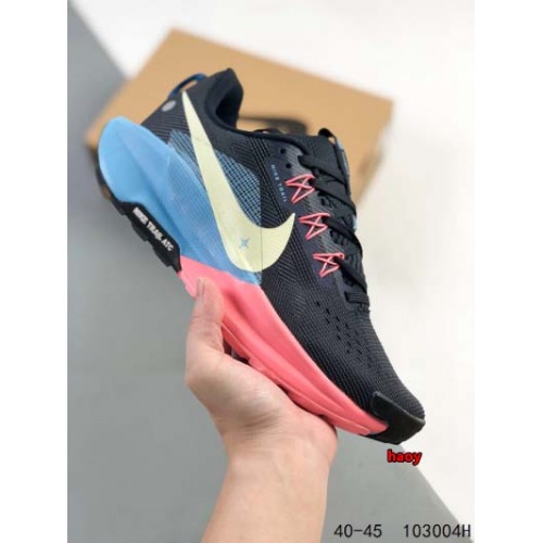 2024年8月28日秋冬新品入荷 NIKE スニーカー haoy工場