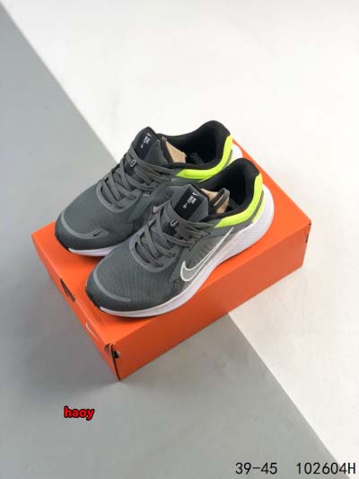 2024年8月28日秋冬新品入荷 NIKE スニーカー haoy工場