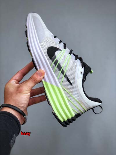 2024年8月28日秋冬新品入荷 NIKE スニーカー haoy工場