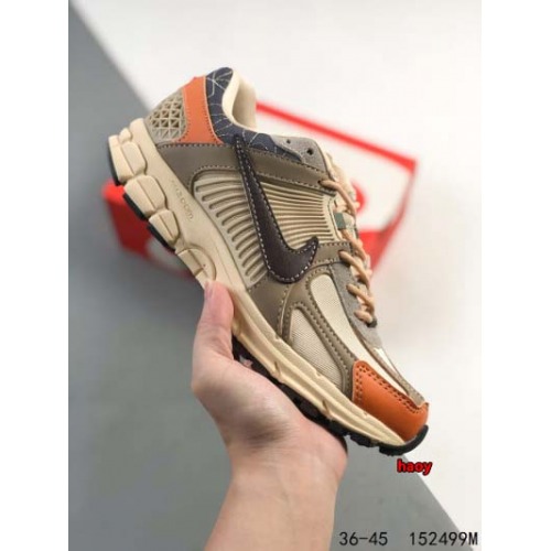 2024年8月28日秋冬新品入荷 NIKE スニーカー haoy工場