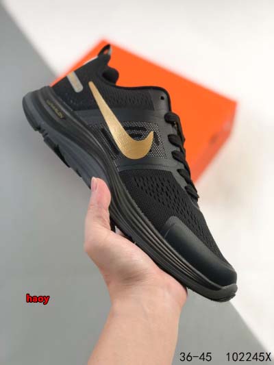 2024年8月28日秋冬新品入荷 NIKE スニーカー haoy工場