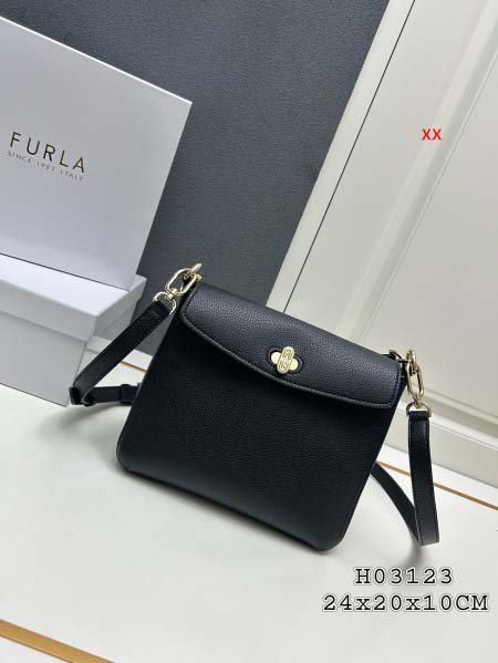 2024年8月2日新品入荷FURLAバッグ XX工場 SIZ...