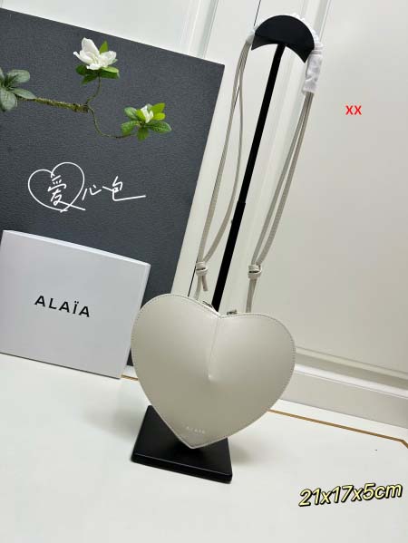 2024年8月2日新品入荷ALAIA Coeur bagバッ...