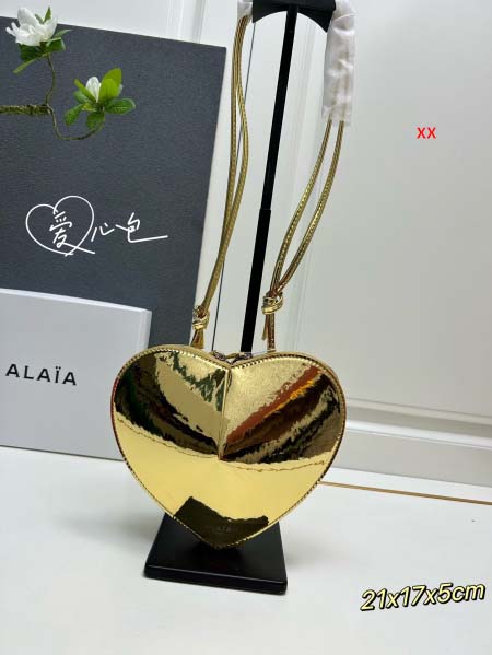 2024年8月2日新品入荷ALAIA Coeur bagバッ...