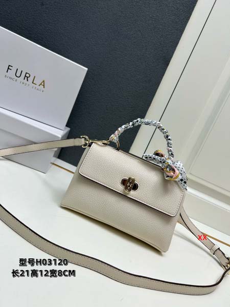 2024年8月2日新品入荷FURLAバッグ XX工場 SIZ...