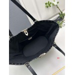 2024年8月2日新品入荷 VALENTINOバッグ XX工場 size:31*30*14cm