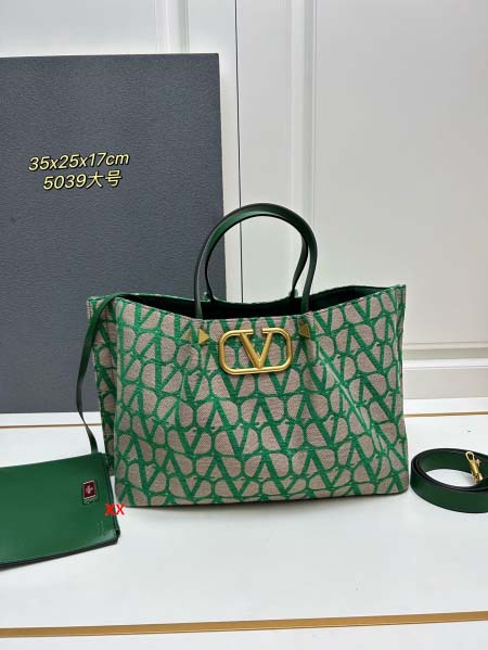 2024年8月2日新品入荷VALENTINO バッグ XX工...