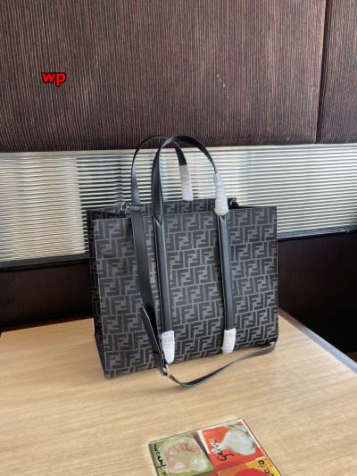 2024年高品質早秋新作入荷 FENDI バッグ wp工場s...