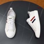 2024年8月26日秋冬新品入荷THOM BROWNE ブランドスニーカー 3工場