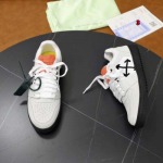 2024年8月26日秋冬新品入荷OFF WHITE  ブランドスニーカー 3工場38-46