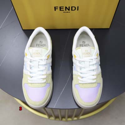 2024年8月26日秋冬新品入荷FENDI  ブランドスニー...