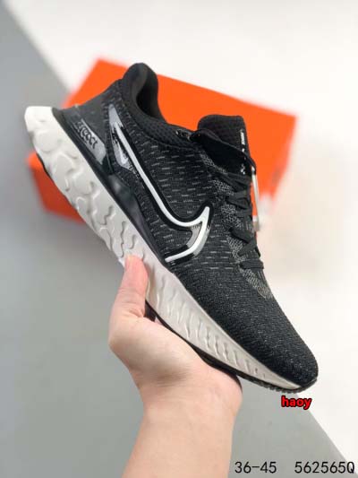 2024年8月28日秋冬新品入荷 NIKE スニーカー ha...