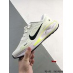 2024年8月28日秋冬新品入荷 NIKE スニーカー haoy工場