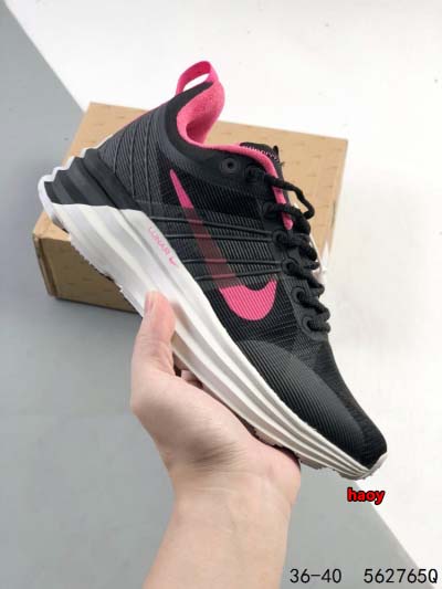 2024年8月28日秋冬新品入荷 NIKE スニーカー ha...