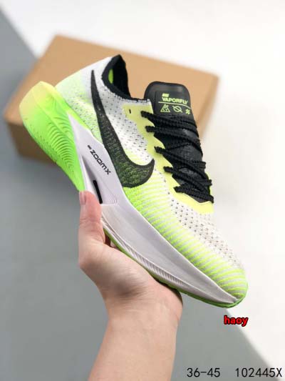 2024年8月28日秋冬新品入荷 NIKE スニーカー ha...