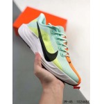 2024年8月28日秋冬新品入荷 NIKE スニーカー haoy工場