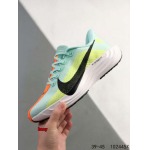 2024年8月28日秋冬新品入荷 NIKE スニーカー haoy工場