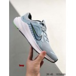 2024年8月28日秋冬新品入荷 NIKE スニーカー haoy工場