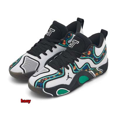 2024年8月28日秋冬新品入荷 NIKE スニーカー ha...