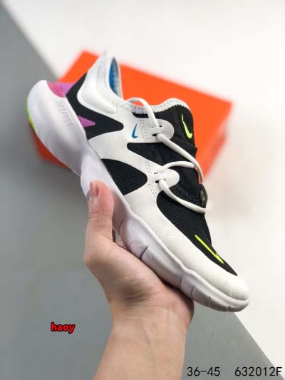 2024年8月28日秋冬新品入荷 NIKE スニーカー ha...