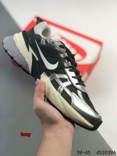 2024年8月28日秋冬新品入荷 NIKE スニーカー ha...