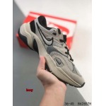 2024年8月28日秋冬新品入荷 NIKE スニーカー haoy工場