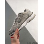 2024年8月28日秋冬新品入荷 NIKE スニーカー haoy工場