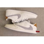 2024年8月28日秋冬新品入荷 NIKE スニーカー haoy工場