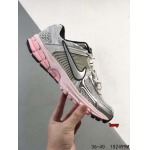 2024年8月28日秋冬新品入荷 NIKE スニーカー haoy工場